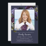 Invitation Photo de fête du 30e anniversaire Moody Purple Flo<br><div class="desc">Moody et mystérieux roses et pivoines violets donnent le ton à cette élégante fête du 30e anniversaire. Le texte blanc apparaît vraiment ! Formel mais avec une touche moderne pour la femme qui a toujours eu un sens du style et aime les fleurs. Cet article fait partie de la collection...</div>