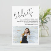 Invitation Photo de fin d'études de script moderne (Debout devant)
