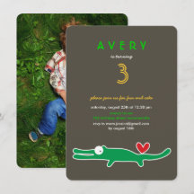 Photo de joyeux anniversaire enfant alligator vert