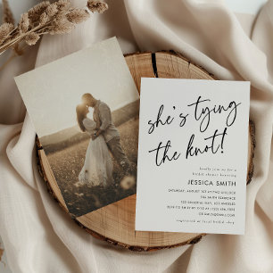 Invitation Photo de la douche de mariée Elle Attache le Nœud