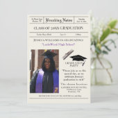 Invitation Photo de la fête de graduation "Deraking News" (Debout devant)