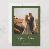 Invitation Photo de mariage d'été vert olive moderne (Dos)