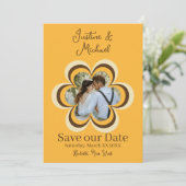 Invitation Photo de mariage Fleur Orange Rétro Enregistrez la (Debout devant)