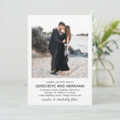 Invitation Photo de mariage moderne en noir et blanc QR Code (Debout devant)