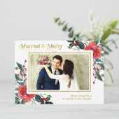 Invitation Photo de Married And Merry Red Floral Christmas (Debout devant)