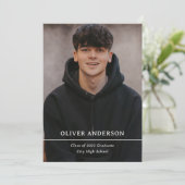 Invitation Photo d'études supérieures et texte simple (Debout devant)