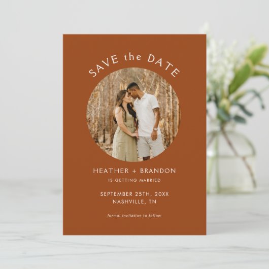 Invitation Photo en terre cuite moderne Enregistrer les dates (Debout devant)