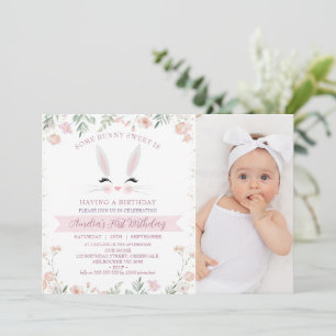 Invitation Photo Fleurs sauvages roses Un lapin 1er anniversa