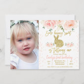 Invitation Photo florale rose lapin 1er Anniversaire Invitati (Devant)