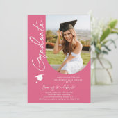 Invitation Photo Graduation Party Moderne Élégant Script (Debout devant)