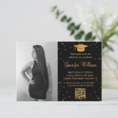 Invitation photo graduation party qr code confetti noir or (Debout devant)