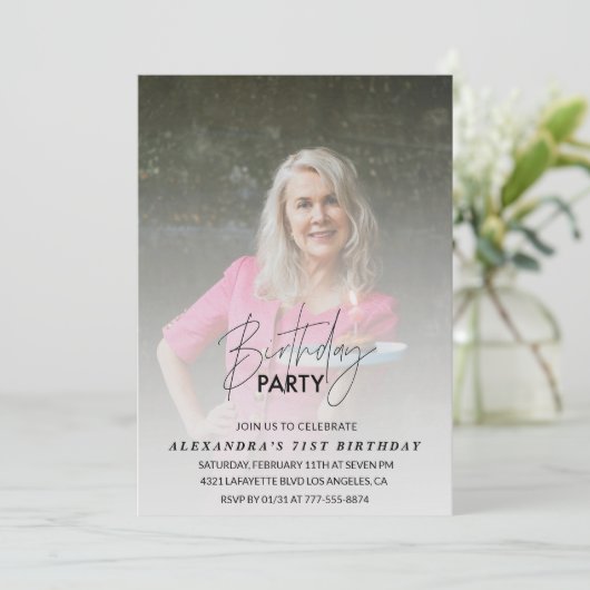 Invitation Photo Grey 71e anniversaire (Debout devant)