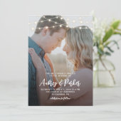 Invitation photo Mariage des lampes à cordes (Debout devant)