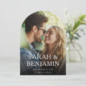 Invitation Photo moderne M Chic vertical Enregistrer l'Arc de (Debout devant)