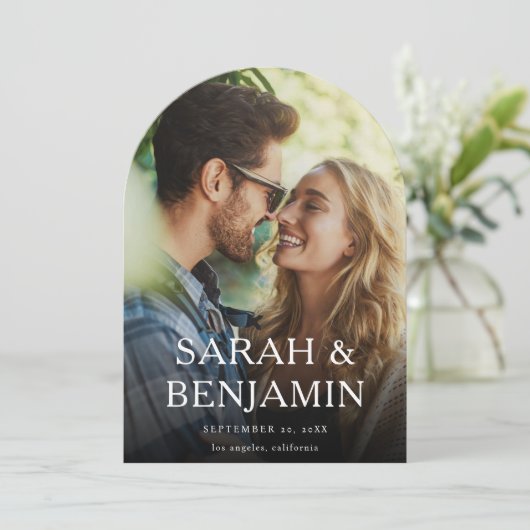 Invitation Photo moderne M Chic vertical Enregistrer l'Arc de (Debout devant)