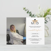 Invitation Photo moderne MD Docteur en médecine Diplôme (Debout devant)