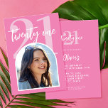 Invitation Photo moderne rose élégante 21e anniversaire<br><div class="desc">Une simple invitation photo moderne 21ème anniversaire avec une élégante typographie de script de calligraphie et design minimaliste en rose et blanc.</div>