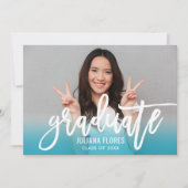 Invitation Photo moderne Turquoise bleu brossé Script Graduat (Devant)