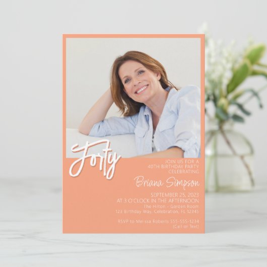 Invitation Photo Peach 40th Birthday (Debout devant)