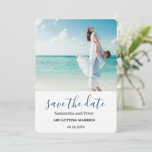 Invitation Photo personnalisée Moden Beach Enregistrer la dat (Debout devant)