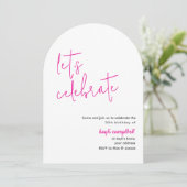 Invitation Photo personnalisée moderne affichée (Debout devant)