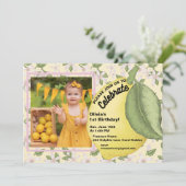 Invitation photo pour l'anniversaire du citron (Debout devant)
