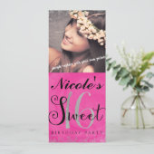 Invitation photo rose argent et noir pour 16 ans (Debout devant)