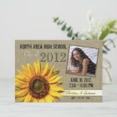 Invitation Photo Rustic Sunflower Graduate (Debout devant)