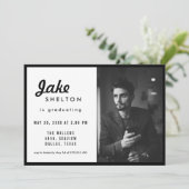 Invitation Photo simple Décontractée de graduation (Debout devant)