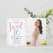 Invitation Photo Sweet 16 Rainbow Parties scintillant Confett (Debout devant)