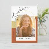 Invitation Photos Archées Terracotta & Gold Graduation Party (Debout devant)