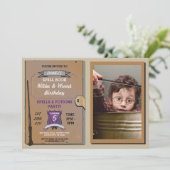 Invitation Photos de fête d'anniversaire de sorcières de (Debout devant)