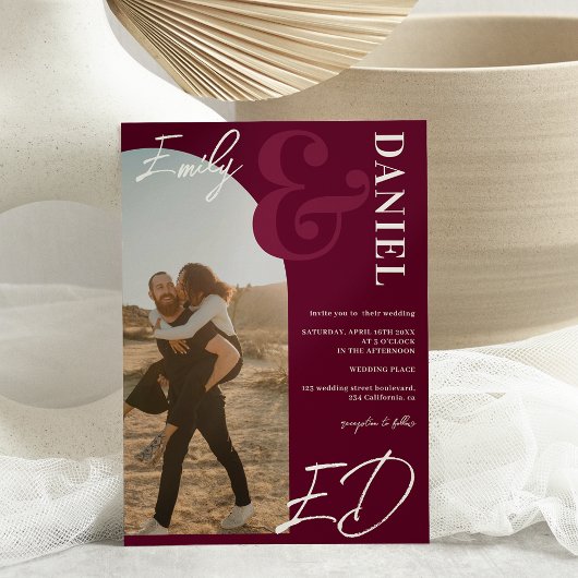 Invitation Photos en gras noms script arche bordeaux mariage