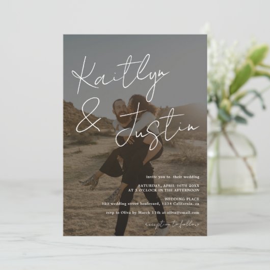 Invitation Photos nom script calligraphie noir mariage (Debout devant)