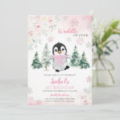 Invitation Pingouin d'hiver rose fête d'anniversaire (Debout devant)