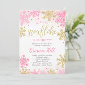 Invitation Pink A Little Snowflake Baby shower (Debout devant)
