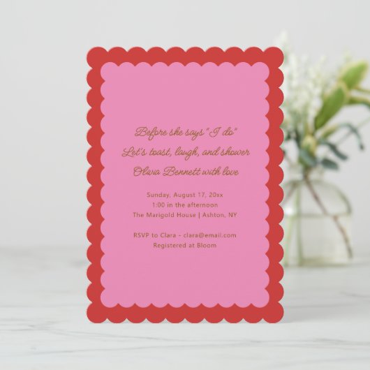 Invitation Pink and Red Scalloped Edge Bridal Shower (Debout devant)