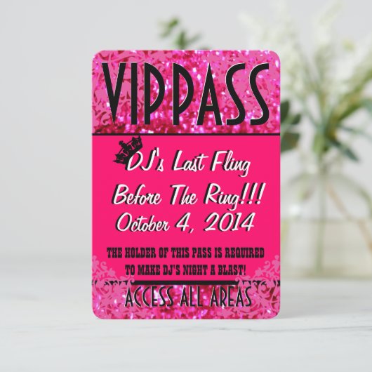 Invitation Pink Bacheloror Party VIP PASS (Debout devant)