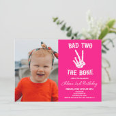 Invitation Pink Bad Two The Bone Skeleton 2e fête d'anniversa (Debout devant)