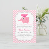 Invitation Pink Elephant Kids Kindergarten Graduation Party (Debout devant)