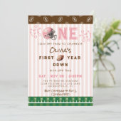 Invitation Pink First Year Down Football 1st Birthday Party (Debout devant)