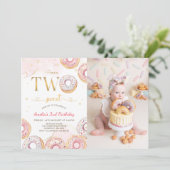 Invitation Pink Gold Two Sweet Donuts 2e photo d'anniversaire (Debout devant)