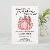 Invitation Pink Little Citrouille C'est un Baby shower d'auto (Debout devant)