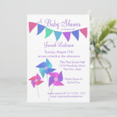 Invitation Pinwheel et Polka Dot Pennants Baby shower (Debout devant)