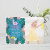 Invitation Piscine rose néon tropical fille Anniversaire Phot (Debout devant)
