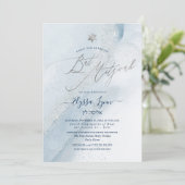 Invitation PixDezines Alcohol+Ink Dusty Blue Silver Mitzvah (Debout devant)