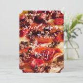 Invitation pizza au saucisson et pepperoni enterrement de vie (Debout devant)