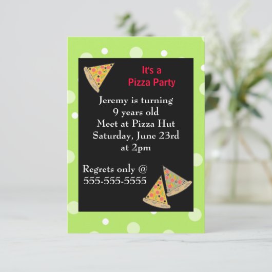 Invitation Pizza fête d'anniversaire (Debout devant)