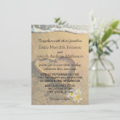 Invitation Plage Mariage Plumeria / Frangipani Sable et mer (Debout devant)