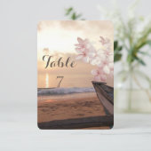 Invitation Plage Sunset Mariage, Plumeria Table Card (Debout devant)